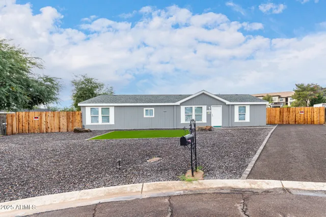 $549,000 | 2611 East Marco Polo Road, Phoenix, AZ 85050