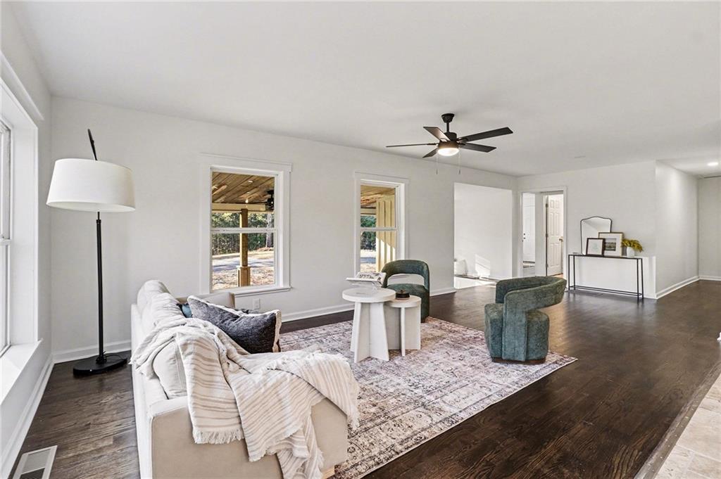 24 Shiloh Church Road Whitesburg, GA 30185 - Photo 8 of 30