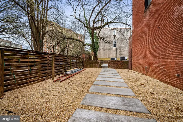 $1,850 | 1200 Bolton Street, Baltimore, MD 21217