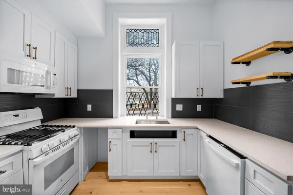 $1,850 | 1200 Bolton Street, Baltimore, MD 21217