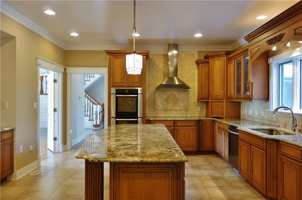 10590 Ditch Road Carmel, IN 46032 - Photo 18 of 45 Gallery Image 18