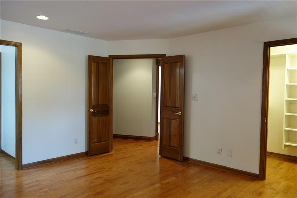10590 Ditch Road Carmel, IN 46032 - Photo 32 of 45 Gallery Image 32