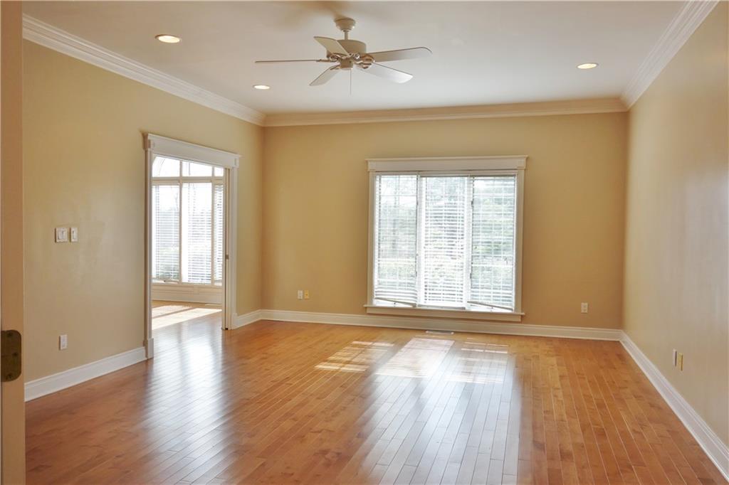 10590 Ditch Road Carmel, IN 46032 - Photo 6 of 45 Gallery Image 6