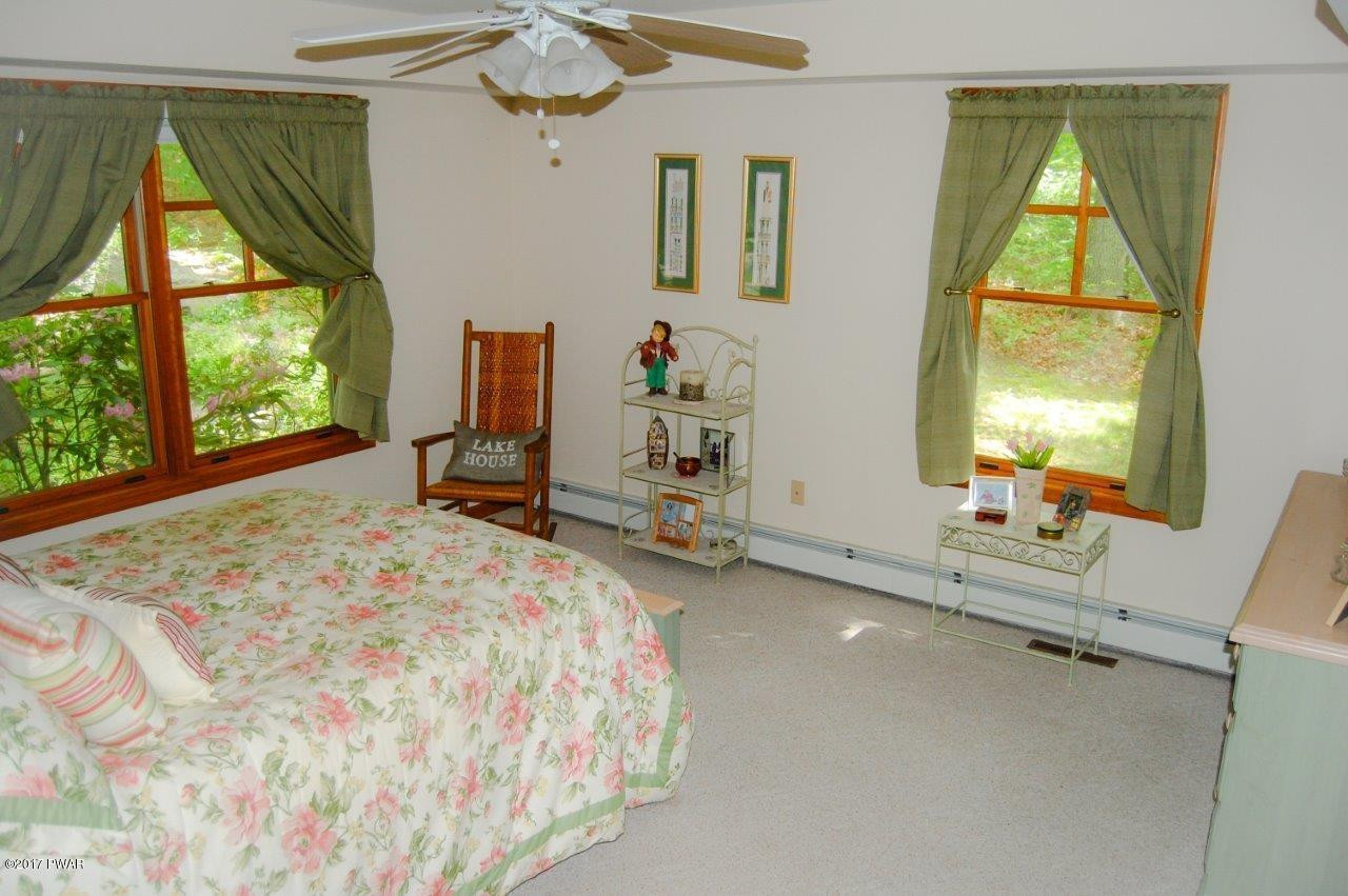 130 Paupack Point Road Hawley, PA 18428 - Photo 32 of 52