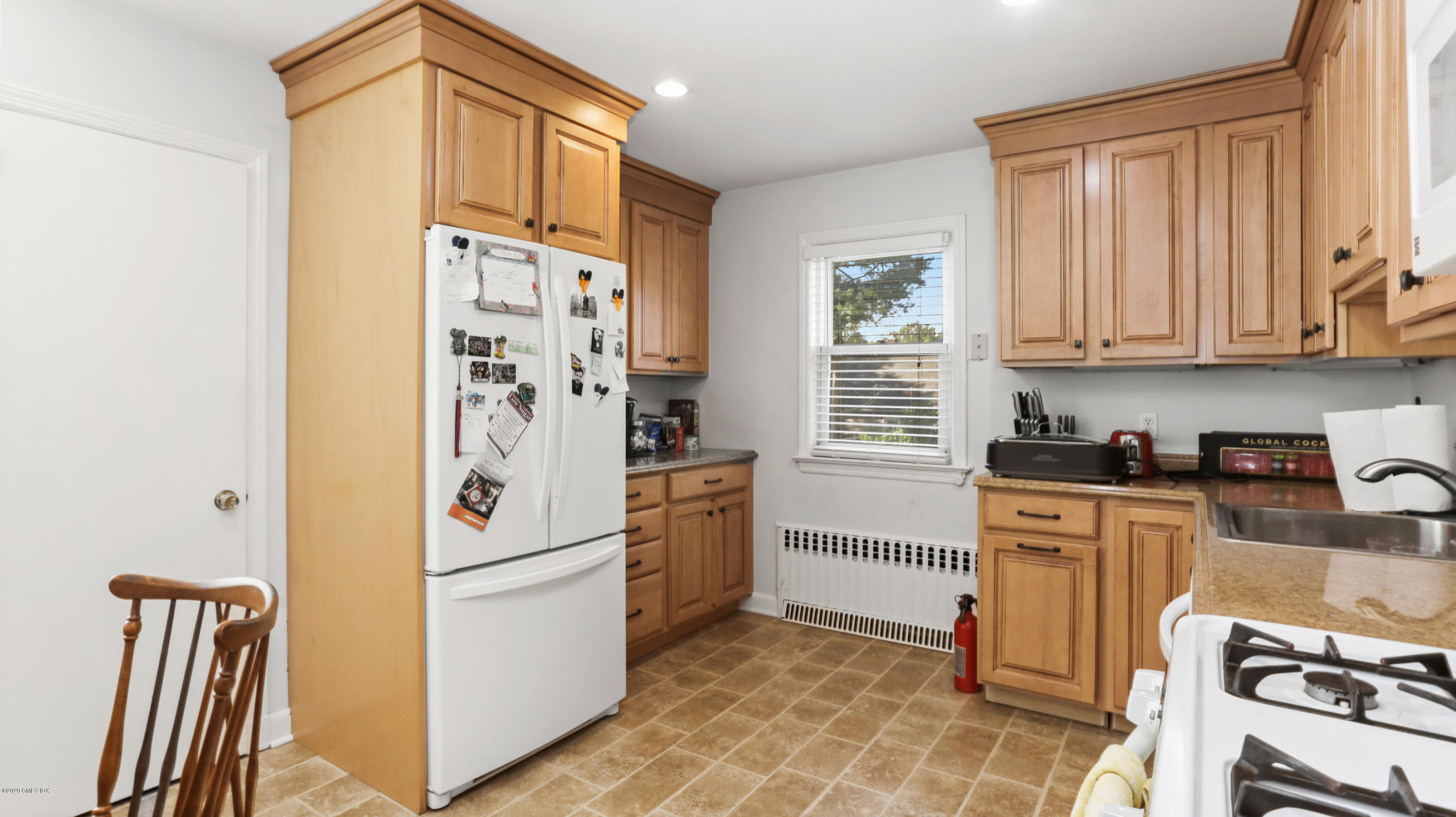 80 Pemberwick Road Greenwich, CT 06831 - Photo 18 of 30 80 Pemberwick Rd Greenwich CT-print-007-