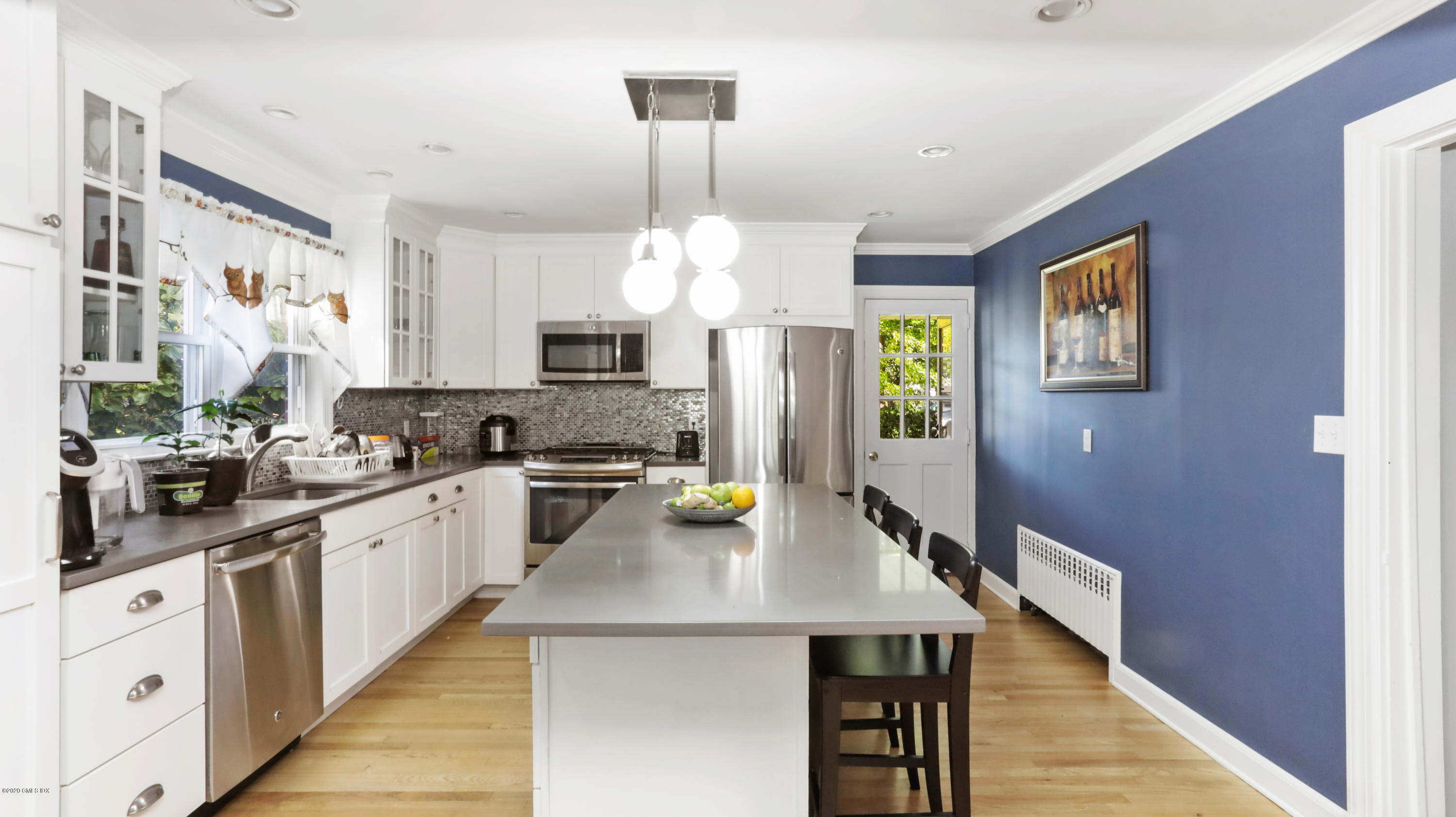 80 Pemberwick Road Greenwich, CT 06831 - Photo 7 of 30 80 Pemberwick Rd Greenwich CT-print-016-