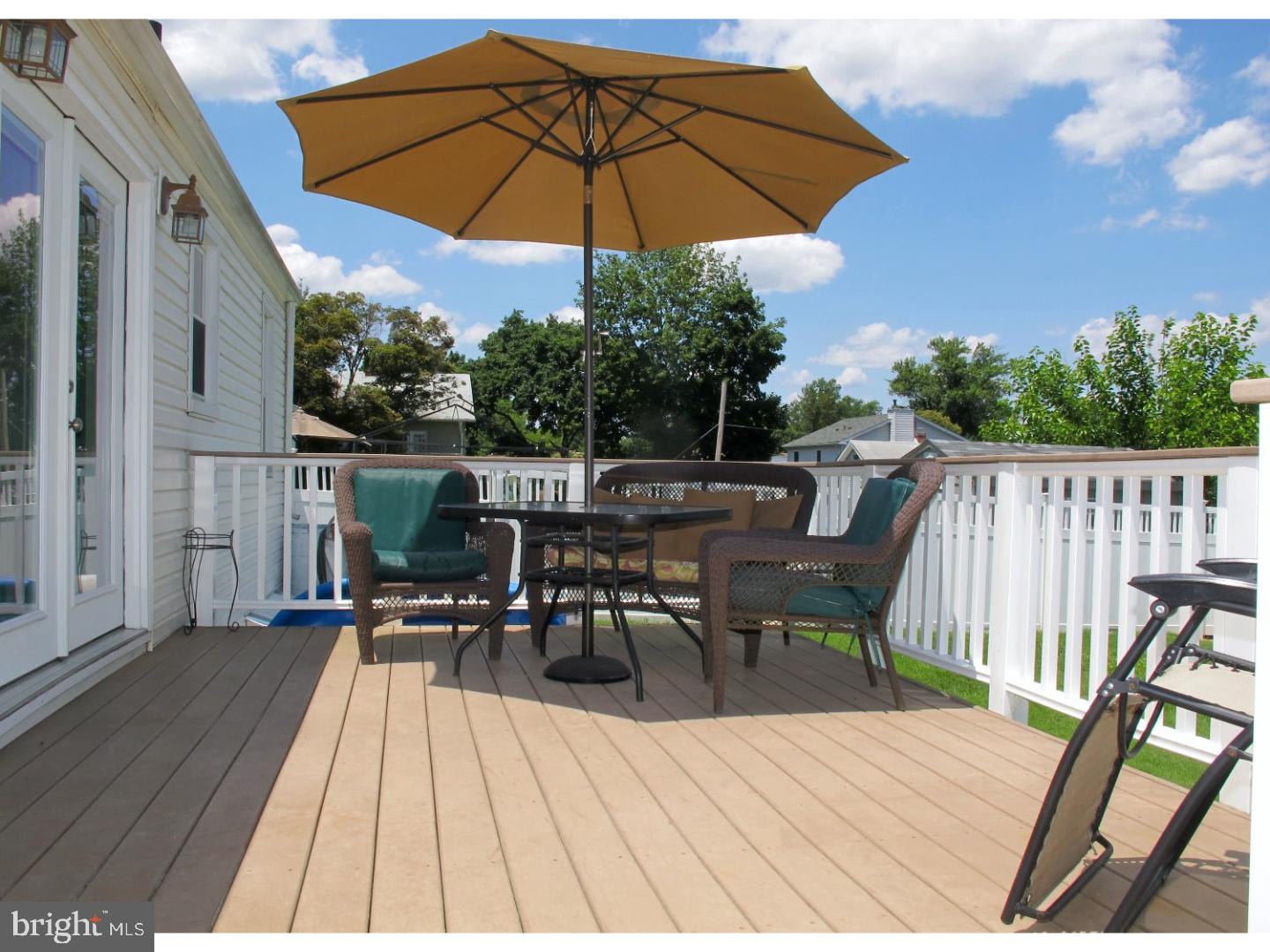 247 South Fellowship Road Maple Shade, NJ 08052 - Photo 22 of 25 Deck