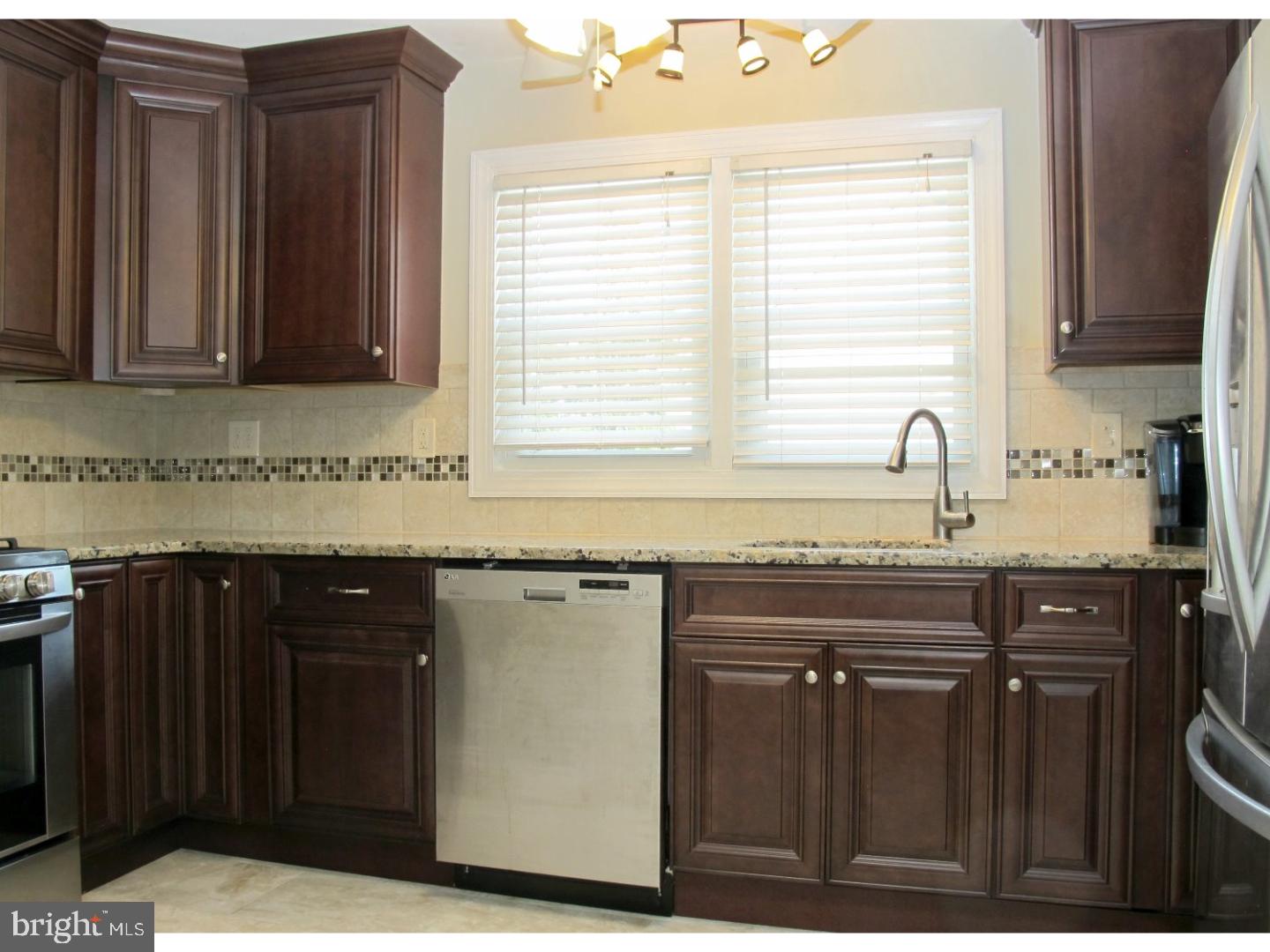 247 South Fellowship Road Maple Shade, NJ 08052 - Photo 7 of 25 Kitchen