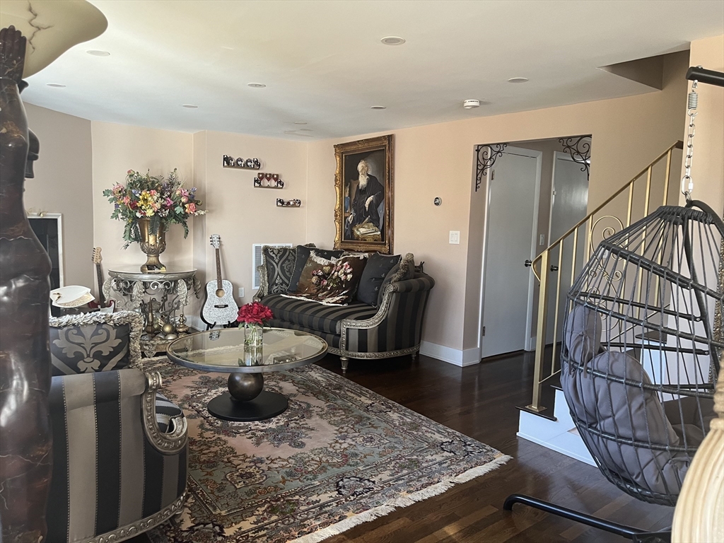 52 Troy Lane, Unit 52 Waban, MA 02468 - Photo 5 of 12