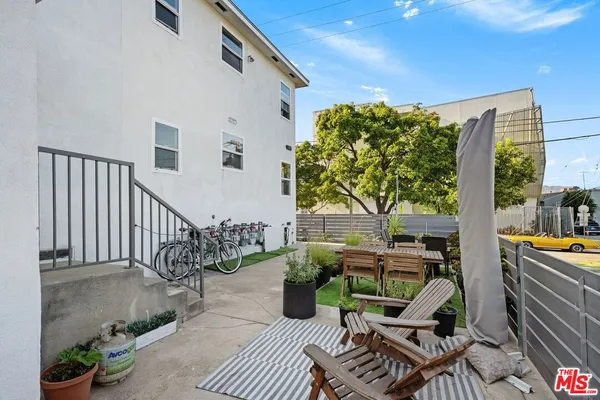 $4,000 | 1805 7th Street, Unit 1, Santa Monica, CA 90401