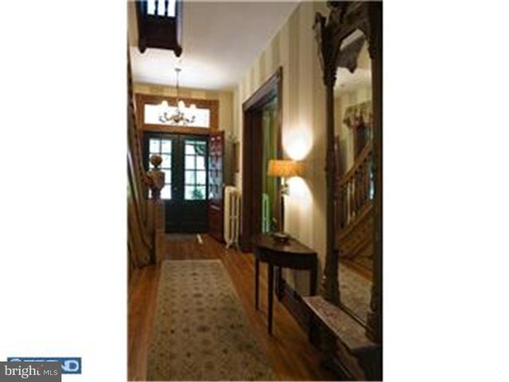 406 South Waterloo Road Devon, PA 19333 - Photo 3 of 25