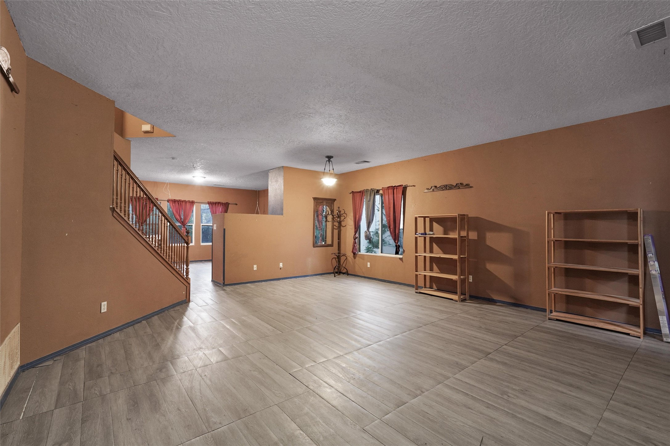 5240 Dexter Court Northeast Rio Rancho, NM 87144 - Photo 4 of 41