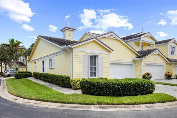 $345,000 | 801 Mariner Bay Boulevard, Fort Pierce, FL 34949