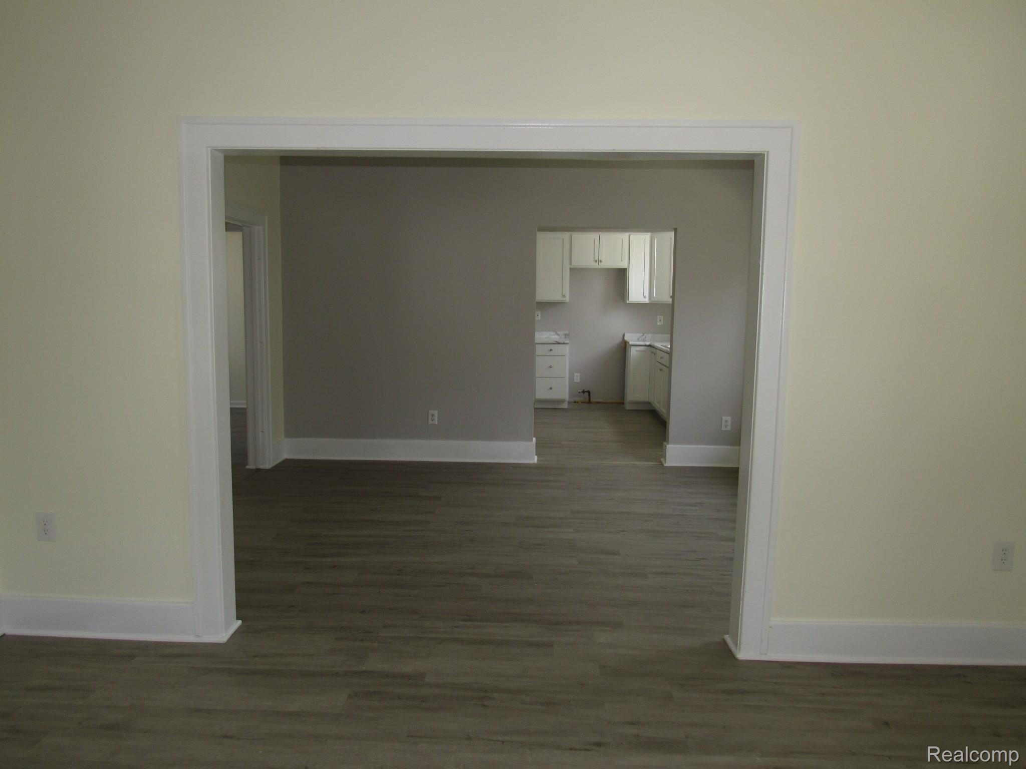 23012 Rausch Avenue Eastpointe, MI 48021 - Photo 23 of 52 23012 ROUSCH EASTPOINTE (157).JPG