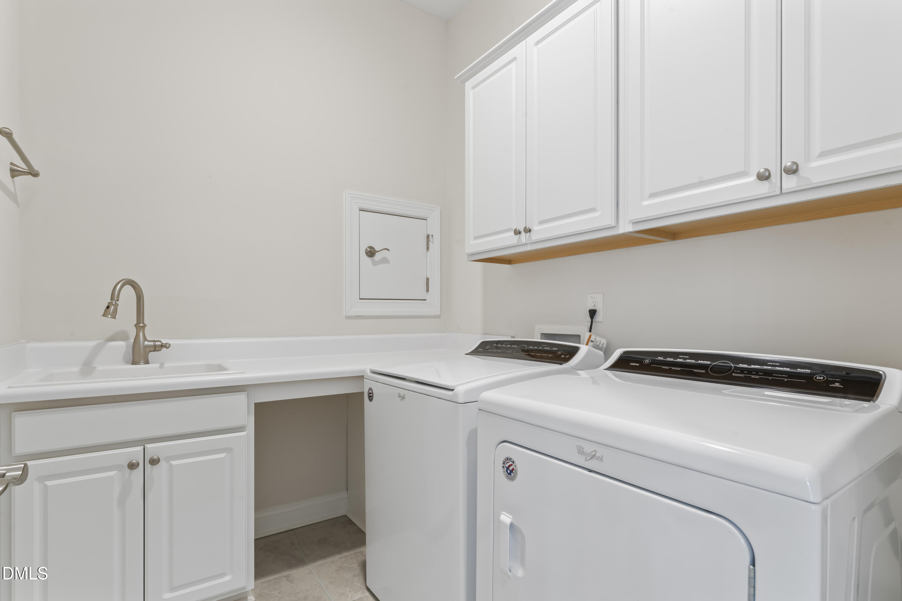 125 Damsire Way Cary, NC 27513 - Photo 47 of 54 Laundry Room