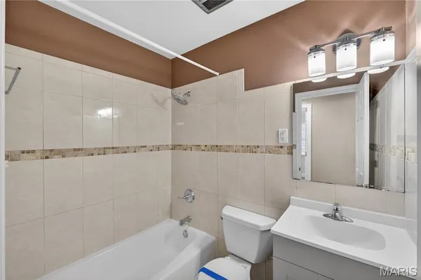 $335,000 | 1667 Bronco Lane, St. Louis, MO 63146