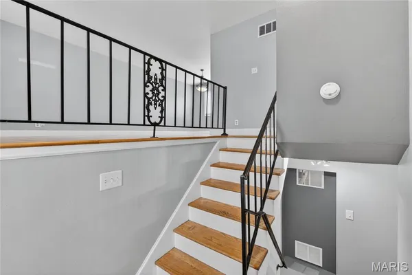 $335,000 | 1667 Bronco Lane, St. Louis, MO 63146