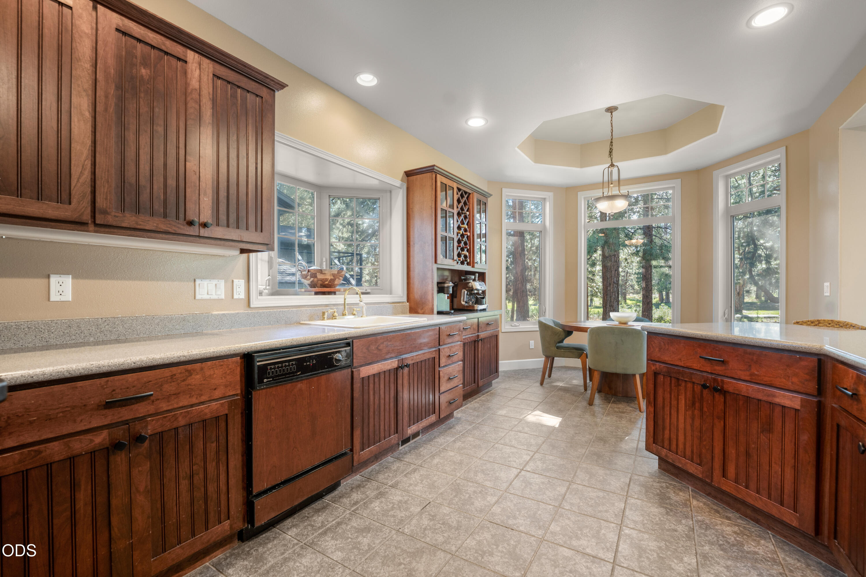 60775 Currant Way Bend, OR 97702 - Photo 11 of 59