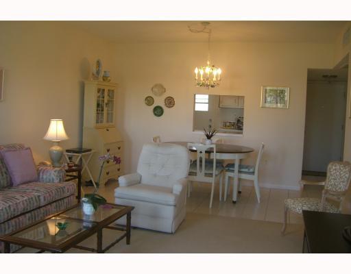 2760 Banyan Road, Unit 24A Boca Raton, FL 33432 - Photo 5 of 20 Additional Photo