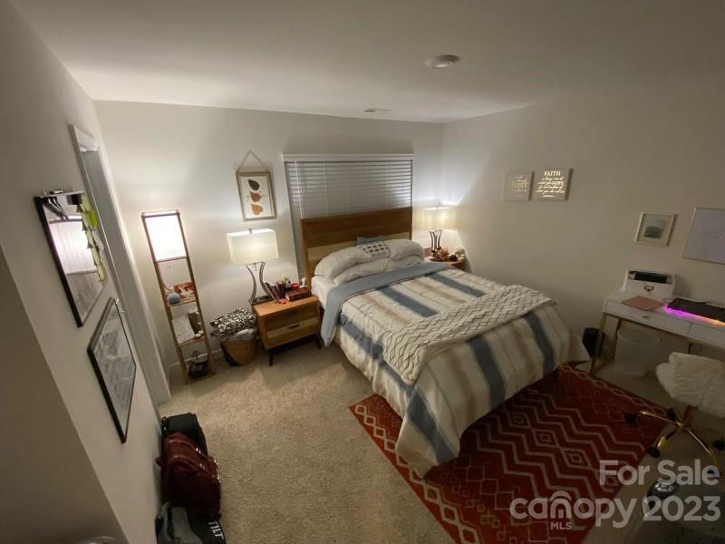 7523 Finnigan Road Charlotte, NC 28215 - Photo 3 of 13 Gallery Image 3