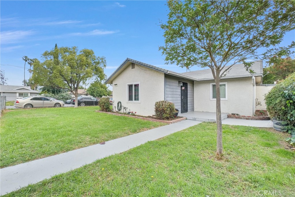 4997 Hollyhock Lane Riverside, CA 92505 - Photo 1 of 29