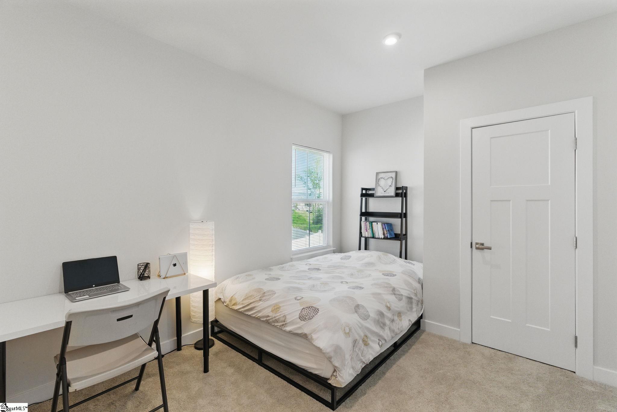 113 Comanche Trail Greenville, SC 29607 - Photo 7 of 39