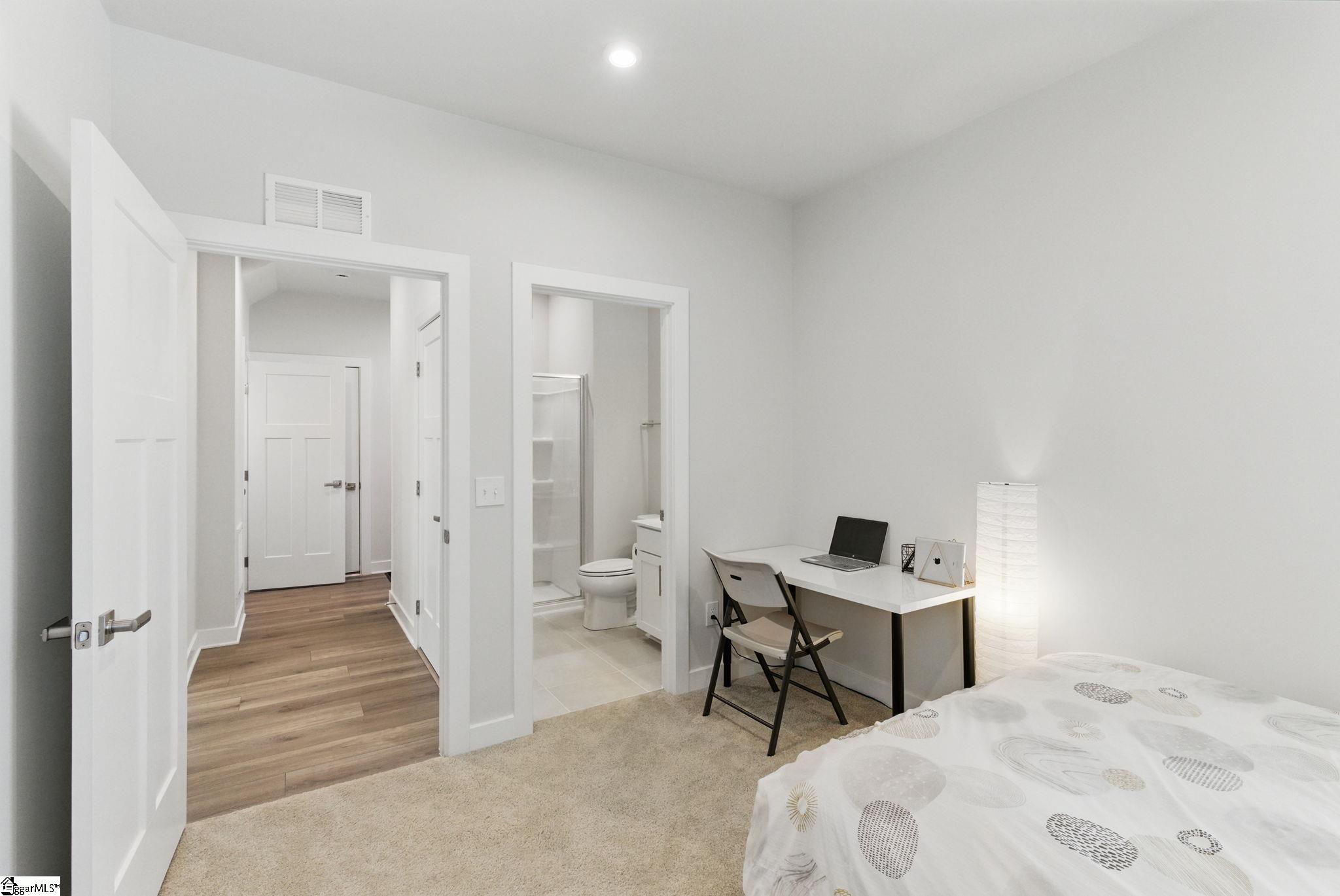 113 Comanche Trail Greenville, SC 29607 - Photo 8 of 39