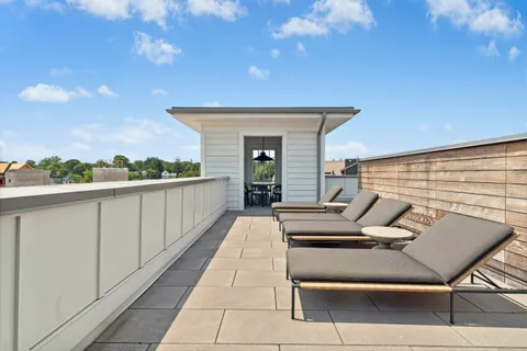 $5,000 | 15 Corbin Drive, Unit 206, Darien, CT 06820