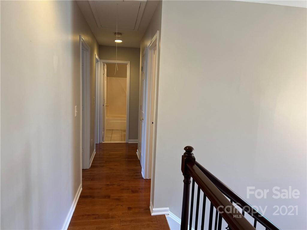 5621 Thompson Road Charlotte, NC 28216 - Photo 14 of 27 Gallery Image 14