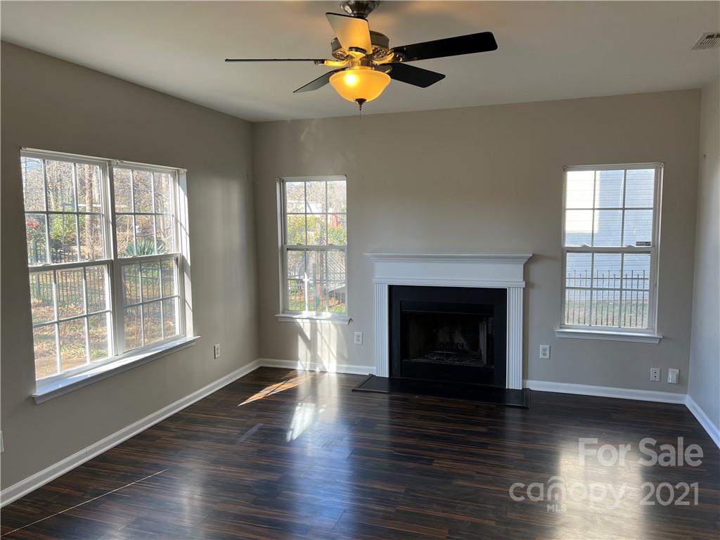 5621 Thompson Road Charlotte, NC 28216 - Photo 20 of 27 Gallery Image 20