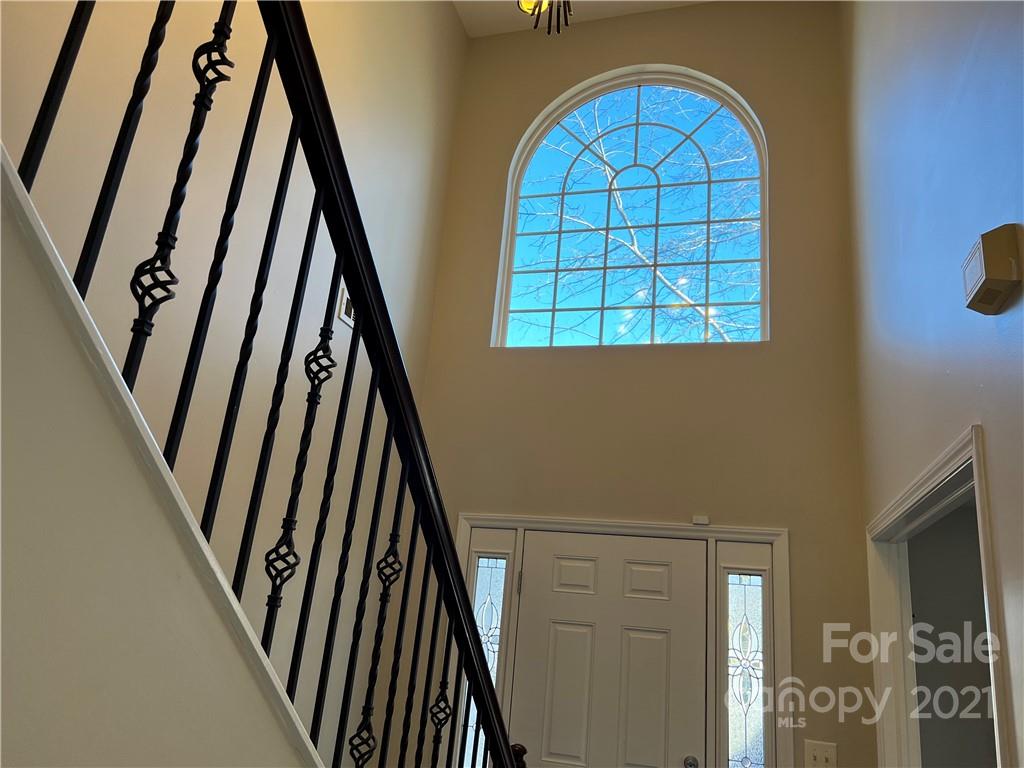 5621 Thompson Road Charlotte, NC 28216 - Photo 22 of 27 Gallery Image 22
