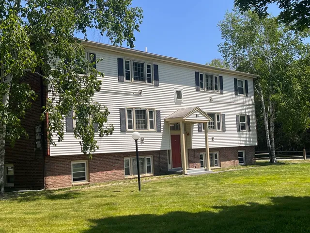 $2,100 | 79 Seminary Hill Road, West Lebanon, NH 03784