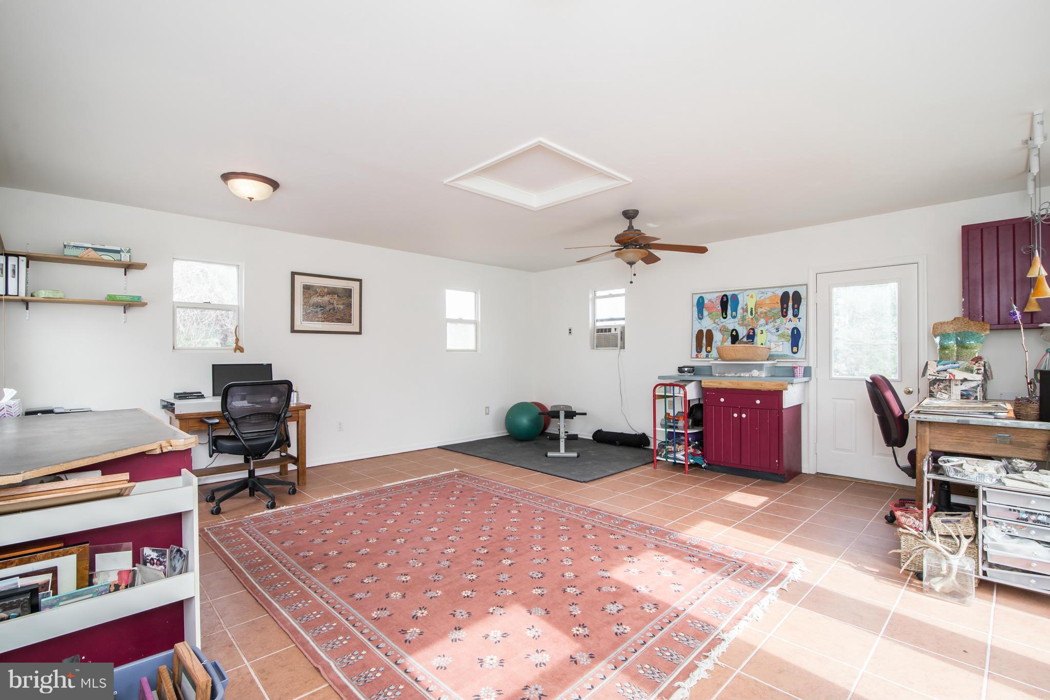 55 Main Street Round Hill, VA 20141 - Photo 24 of 29 Interior (General)