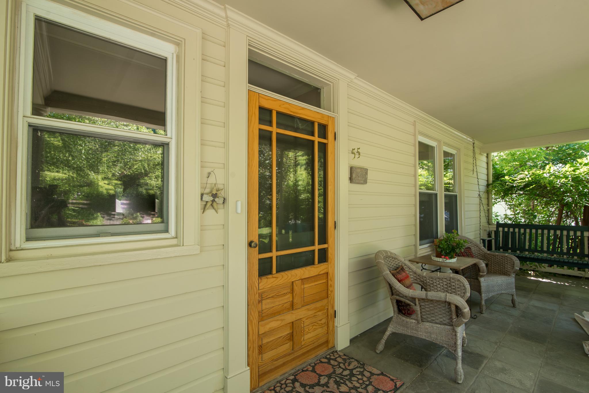 55 Main Street Round Hill, VA 20141 - Photo 28 of 29 Classic Front Porch