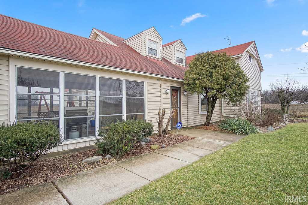 5812 East Tillman Road Fort Wayne, IN 46816 - Photo 7 of 33