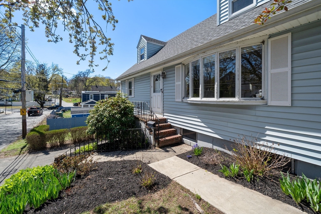 4 Spring Court Woburn, MA 01801 - Photo 2 of 39 Gallery Image 2