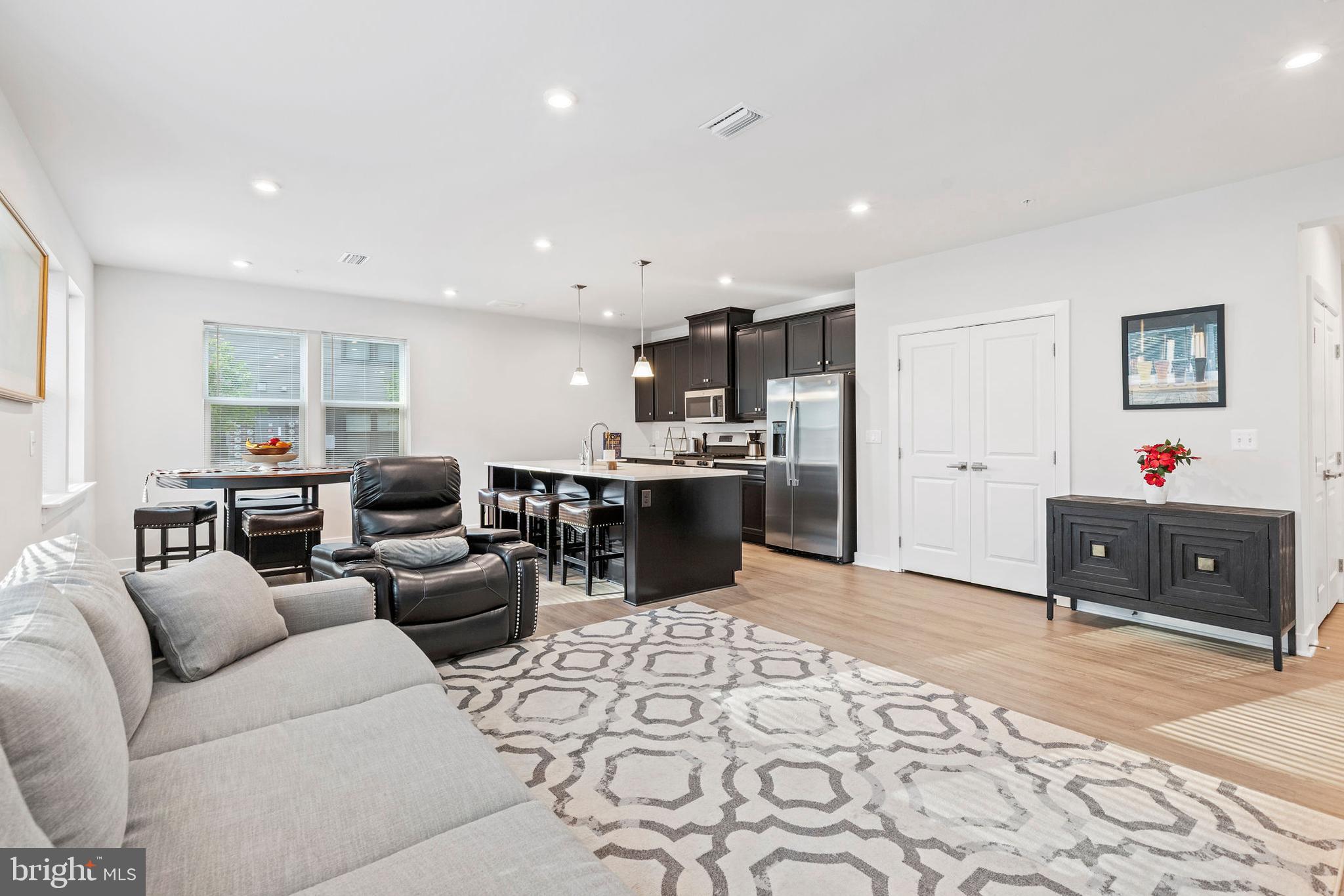 10411 Resort Road, Unit W Ellicott City, MD 21042 - Photo 2 of 19