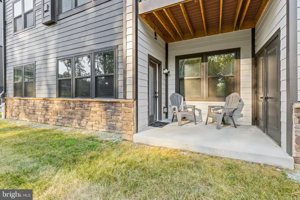 $415,000 | 10411 Resort Road, Unit W, Ellicott City, MD 21042