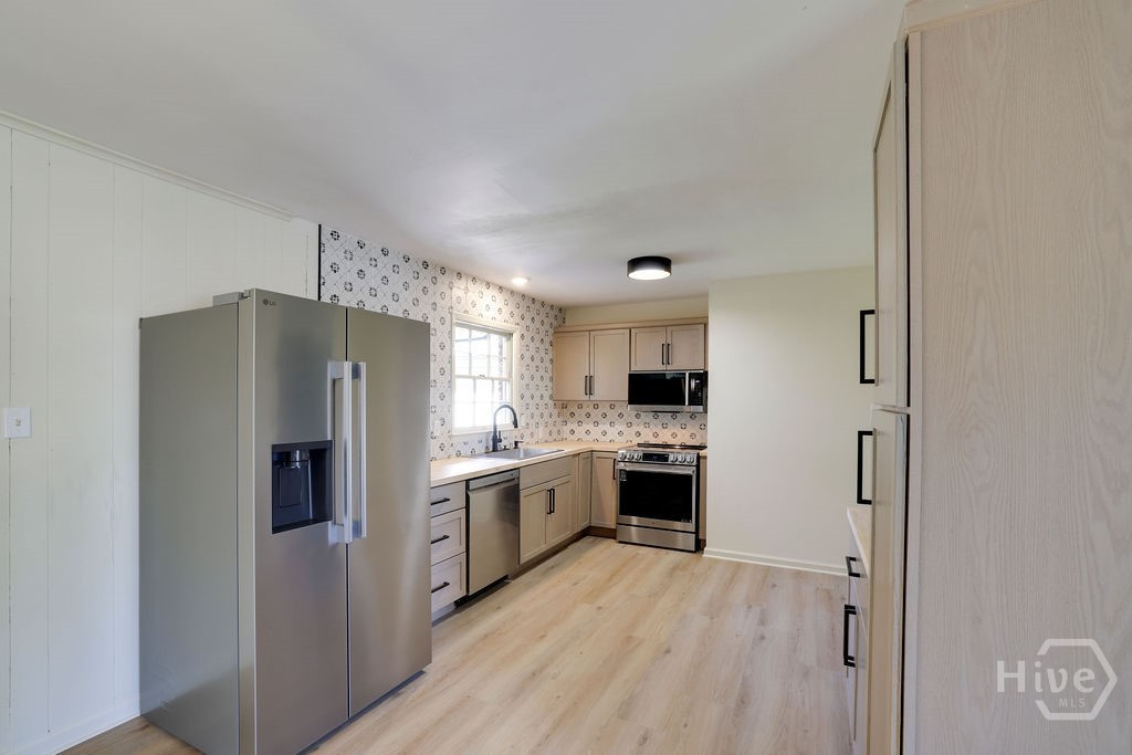 627 Northbrook Road Savannah, GA 31419 - Photo 7 of 32