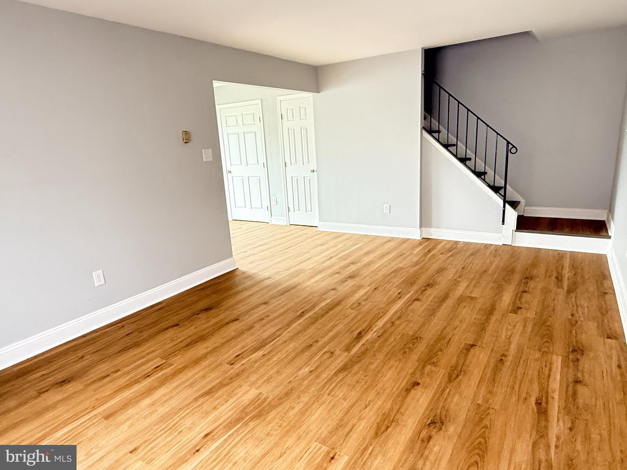 3 Lawrence Court Sicklerville, NJ 08081 - Photo 4 of 11