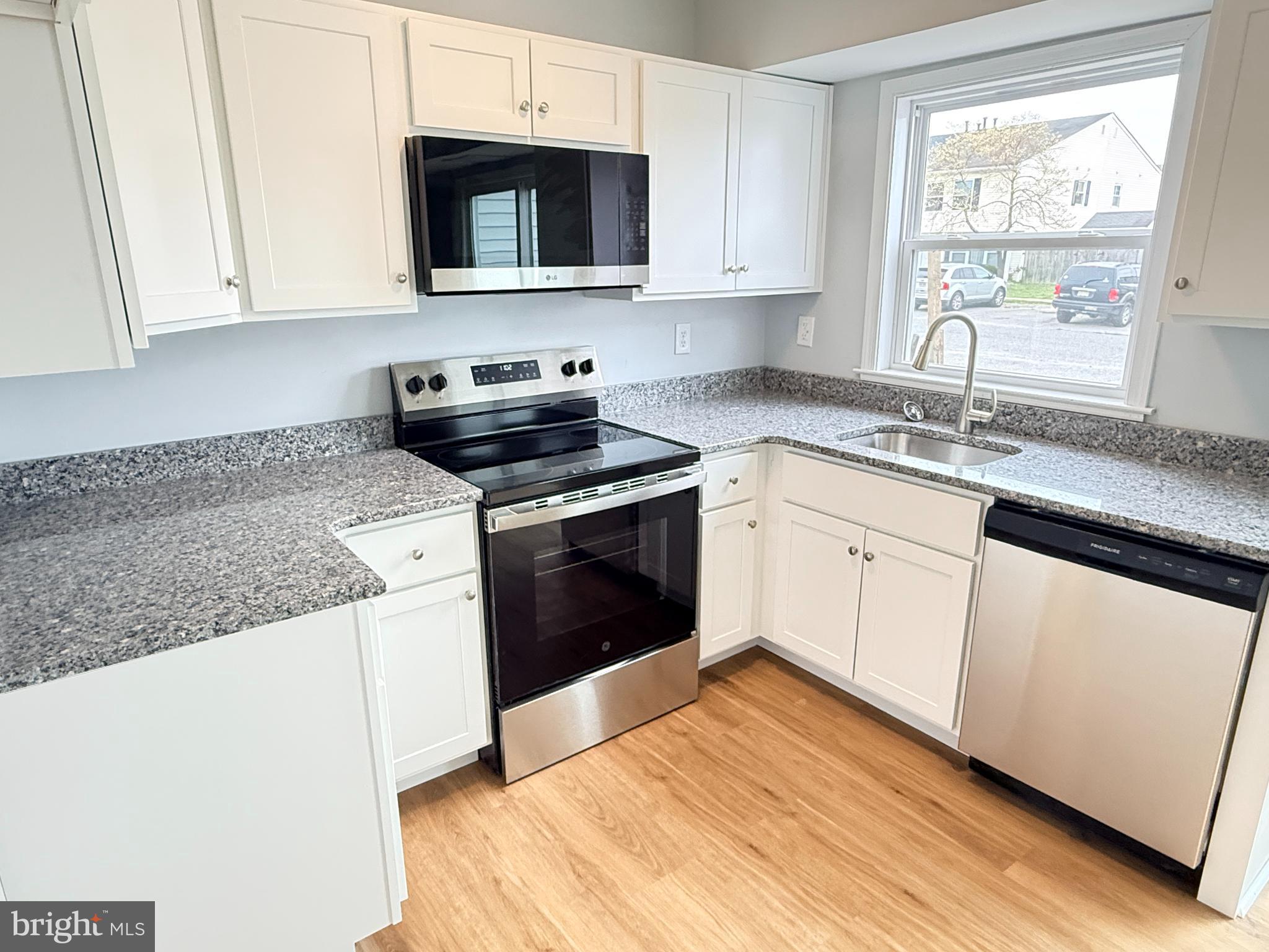 3 Lawrence Court Sicklerville, NJ 08081 - Photo 5 of 11