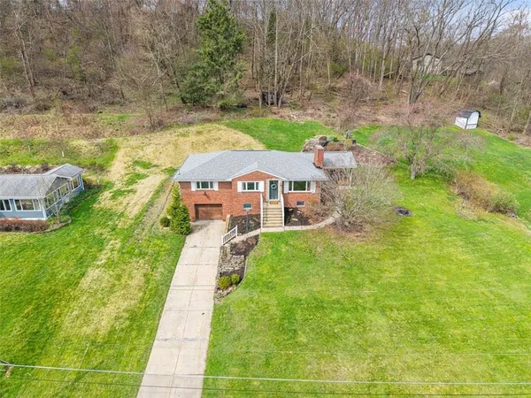 $360,000 | 110 Lilac Lane, Valencia, PA 16059