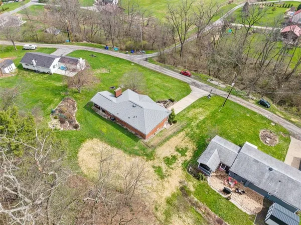 $360,000 | 110 Lilac Lane, Valencia, PA 16059
