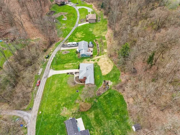 $360,000 | 110 Lilac Lane, Valencia, PA 16059