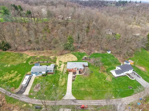 $360,000 | 110 Lilac Lane, Valencia, PA 16059
