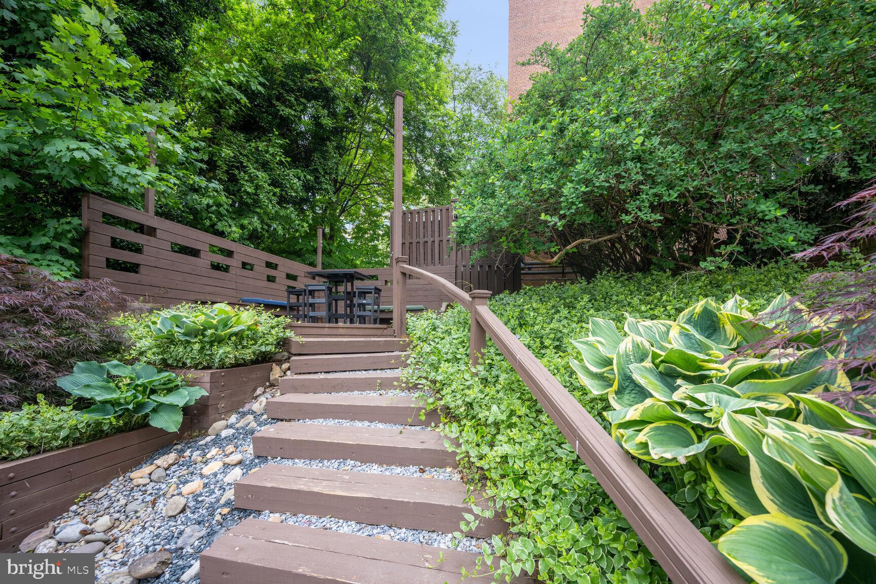 3900 Tunlaw Road Northwest, Unit 604 Washington, DC 20007 - Photo 34 of 37 Outdoor garden.