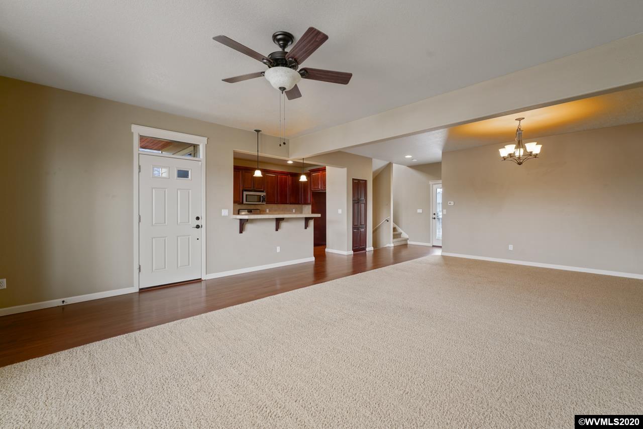 808 Crouchen Street Northwest Salem, OR 97304 - Photo 11 of 37