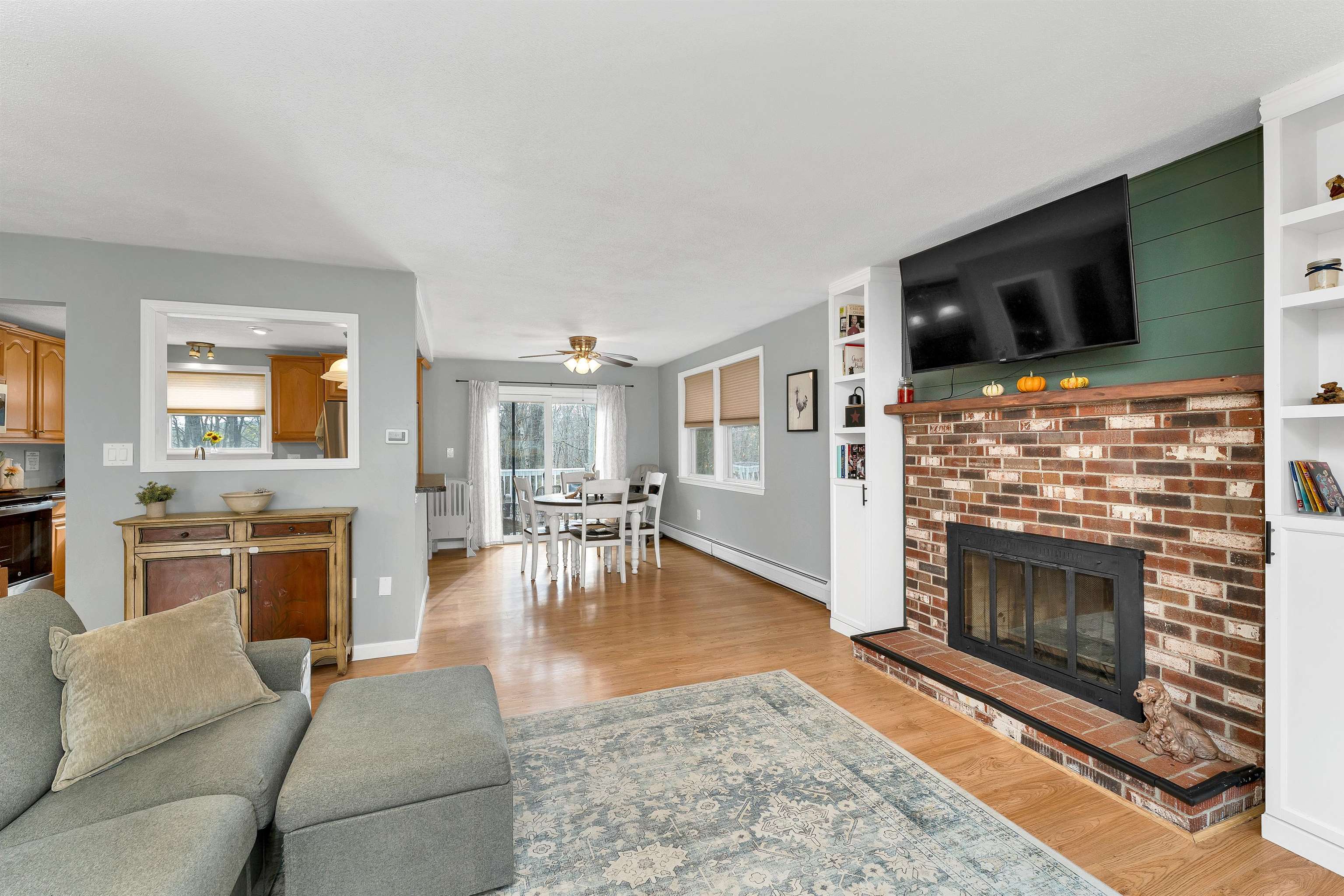 121 Hackett Hill Road Hooksett, NH 03106 - Photo 24 of 46