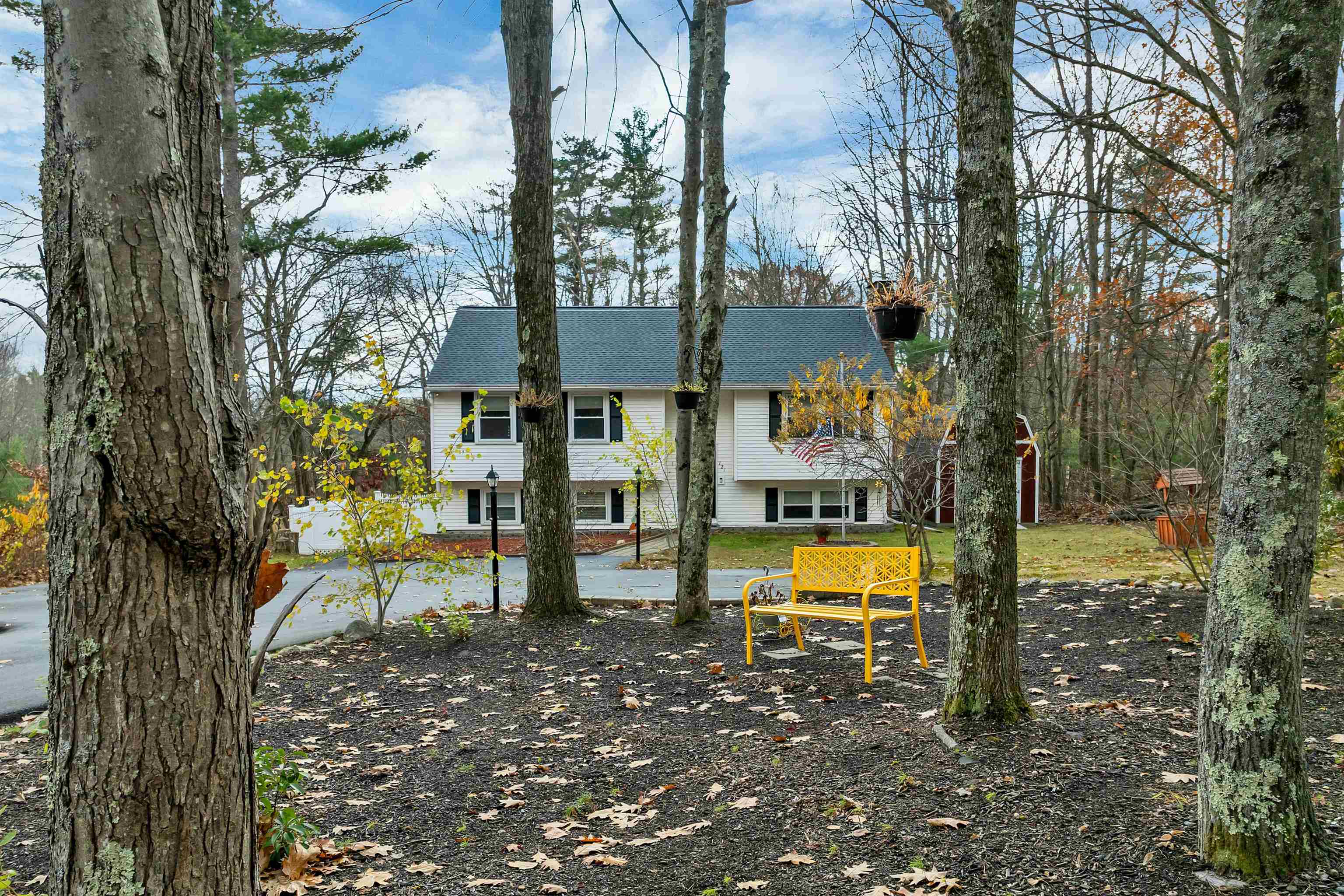 121 Hackett Hill Road Hooksett, NH 03106 - Photo 5 of 46