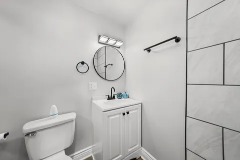 $279,900 | 7917 South Ellis Avenue, Chicago, IL 60619